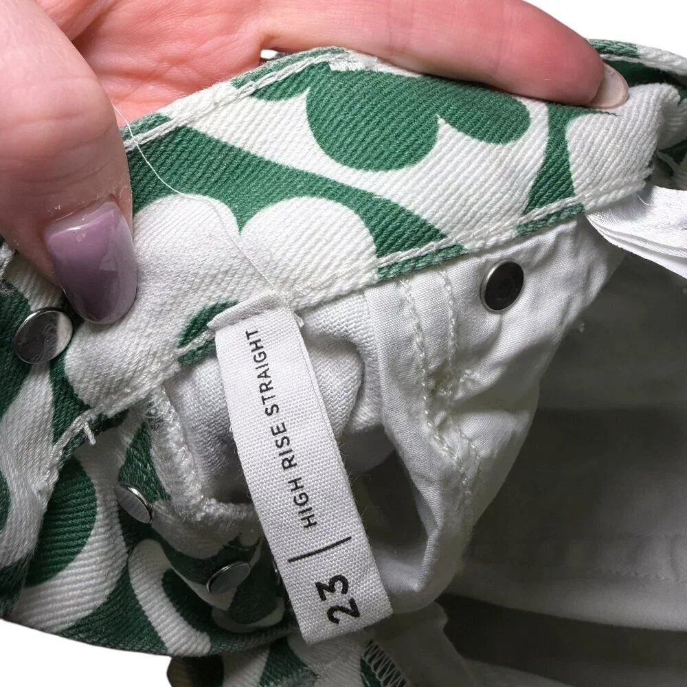 PacSun Green White Daisy High Rise Straight Leg Jeans Size 23